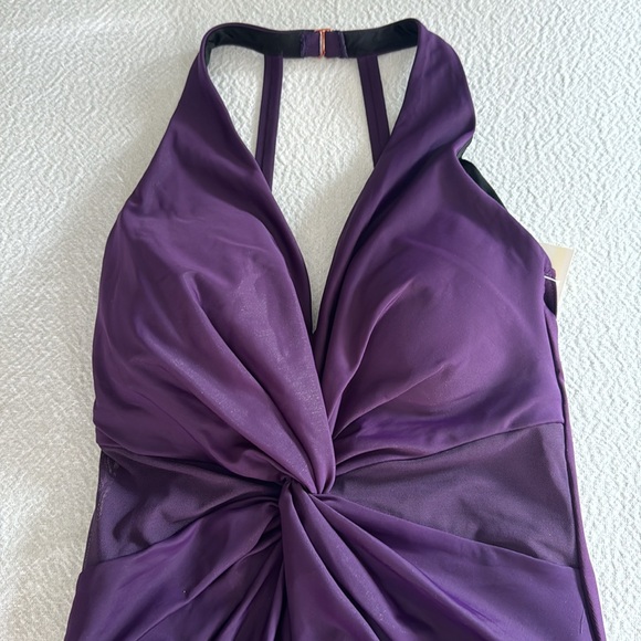 Miraclesuit Illusionists Wrapture One Piece Swimsuit, size 10, $182 - Picture 3 of 9